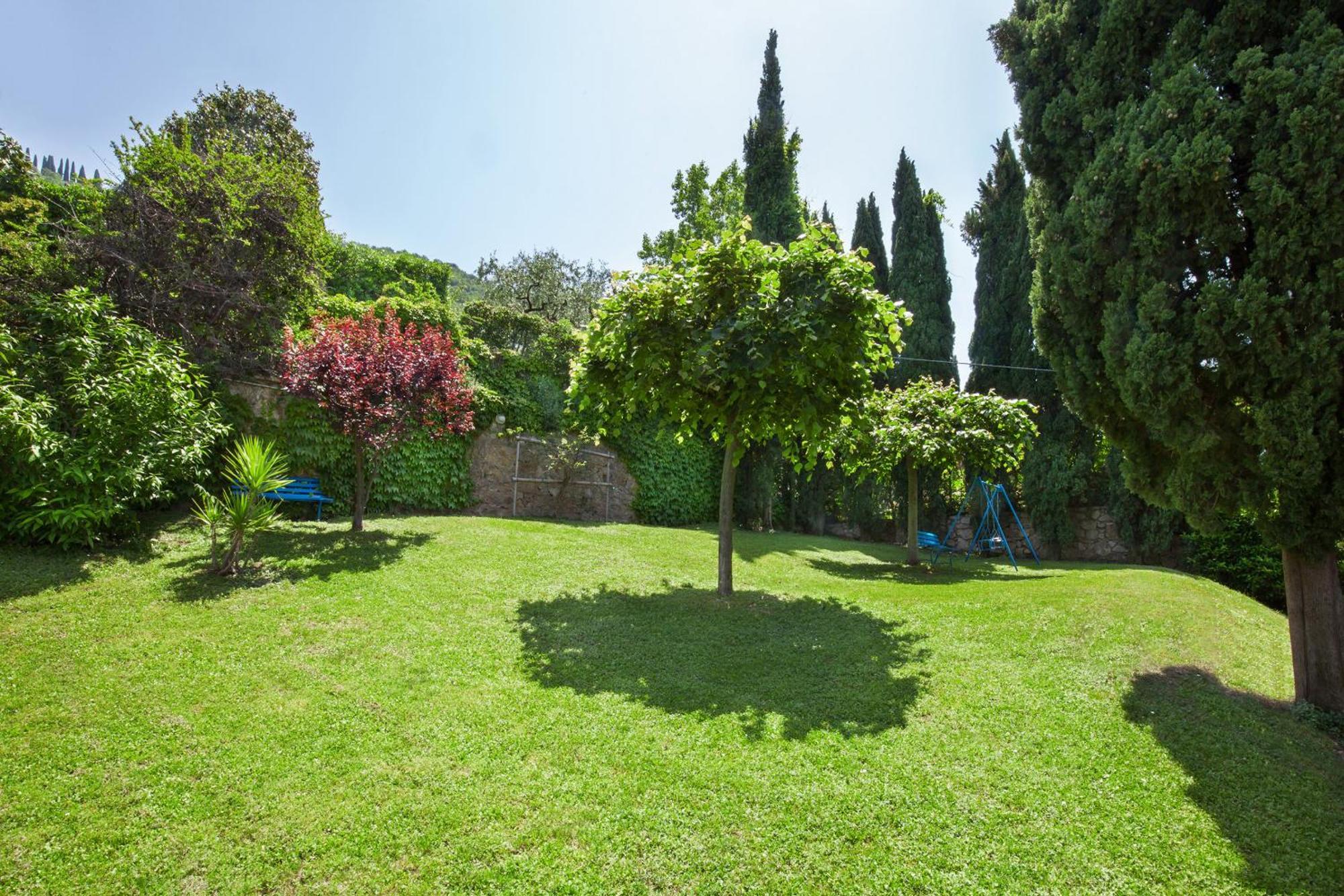 Leonardo Walsh Apartment With Lake View Torri Del Benaco Exterior foto